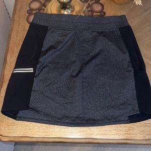 Athletic skirt